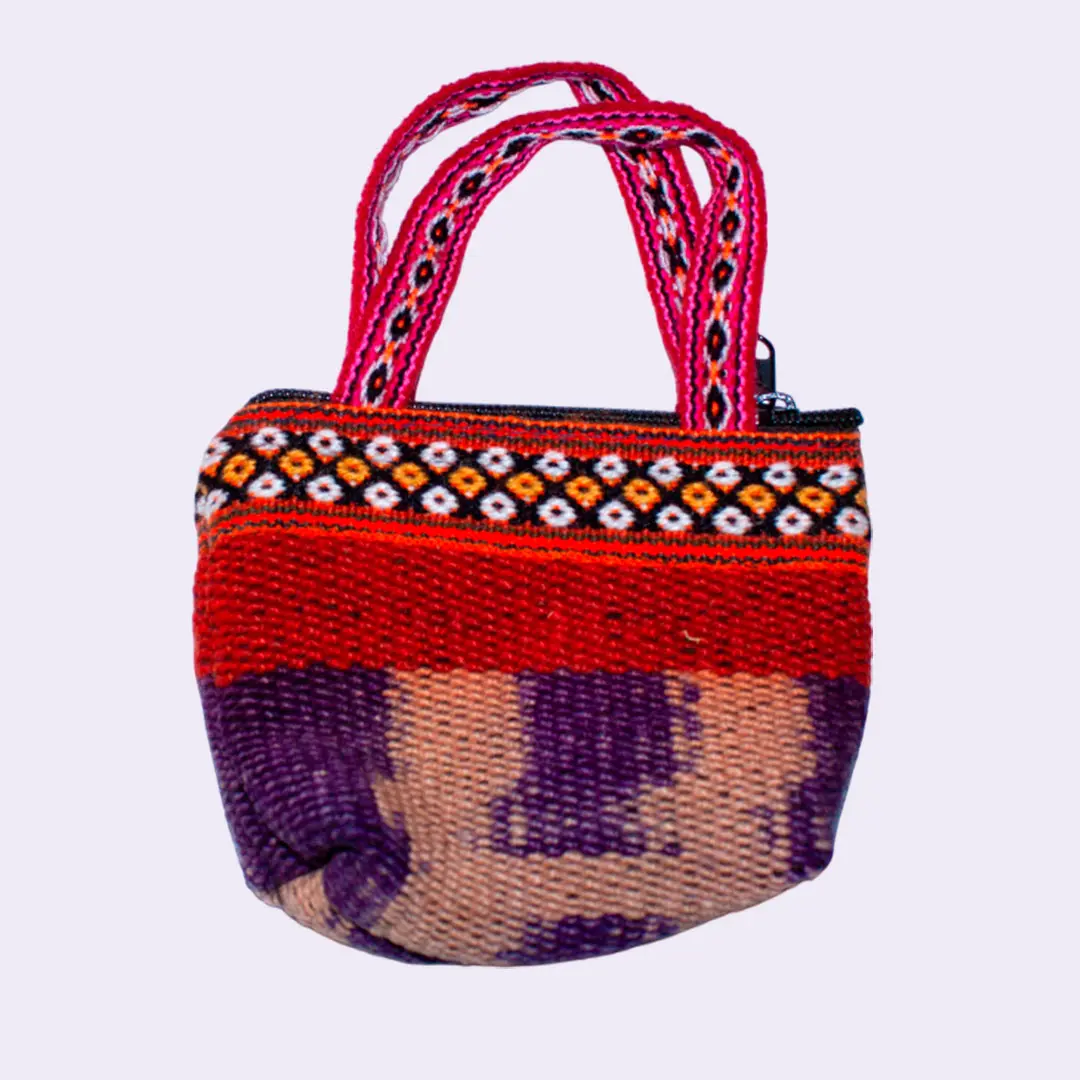Alpaca Coin Purse: Red and Pink color