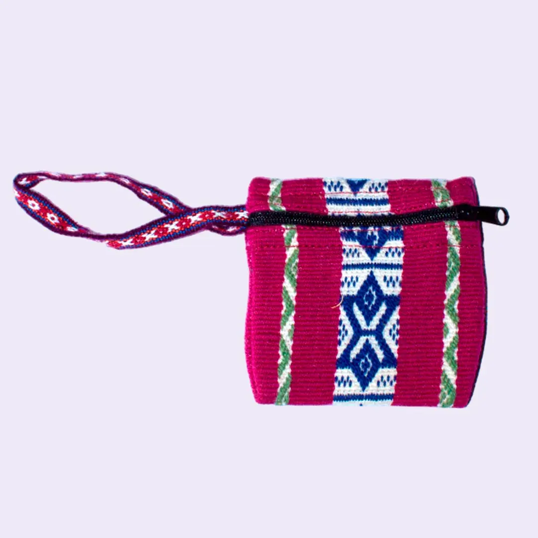 Alpaca Coin Purse: Red, blue and white color